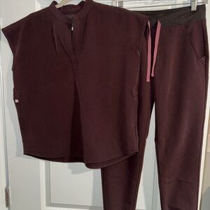 Figs Women's Dark Burgundy Jogger Set